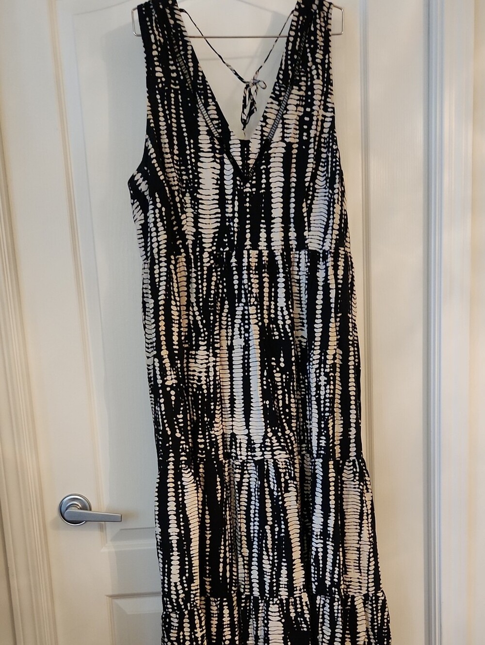 Reitmans Black & White Patterned Maxi Dress